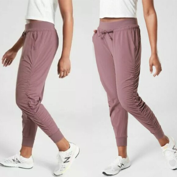 ATHLETA Attitude Pant Ruched Jogger in Volcanic Violet Purple Size 6 - Picture 1 of 9